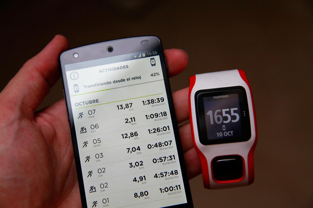 TomTom Runner Cardio, transferencia de datos por Bluetooth