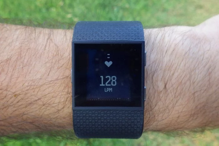 Fitbit Surge - Pulso