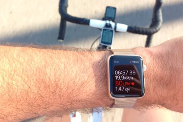 Apple Watch Series 2 - Wrist Twist Bike