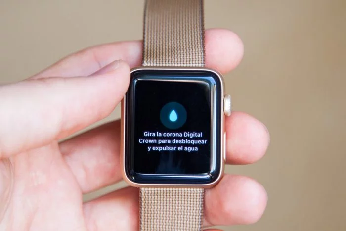 Apple Watch Series 2 - Girar la corona para desbloquear