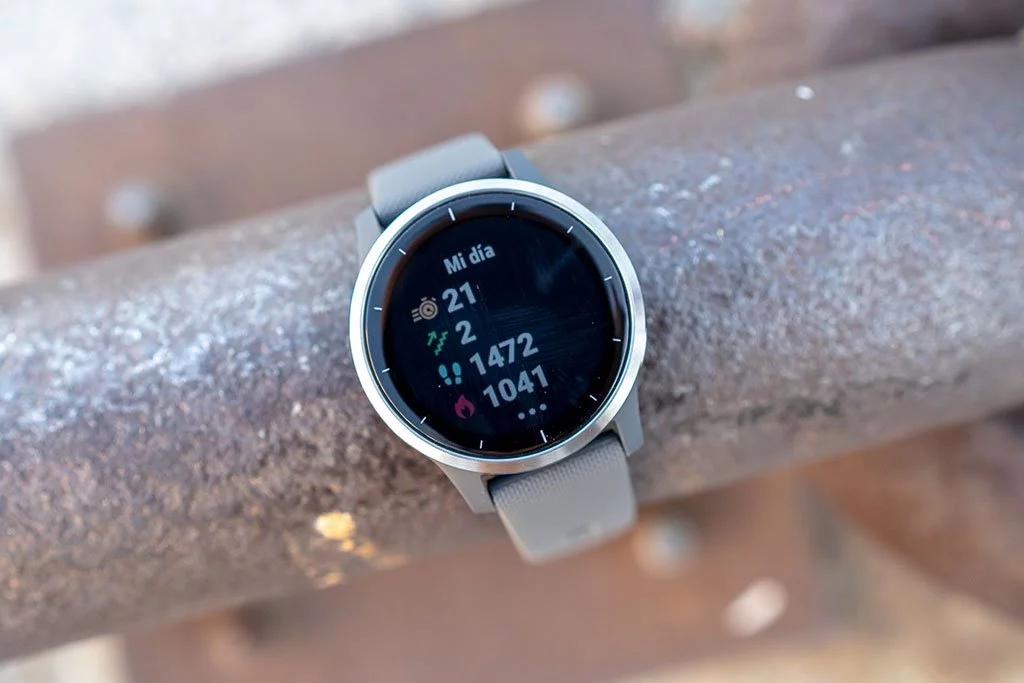 Garmin Vivoactive 4 First Impression Review! 