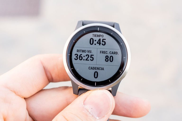 vivoactive 4s display