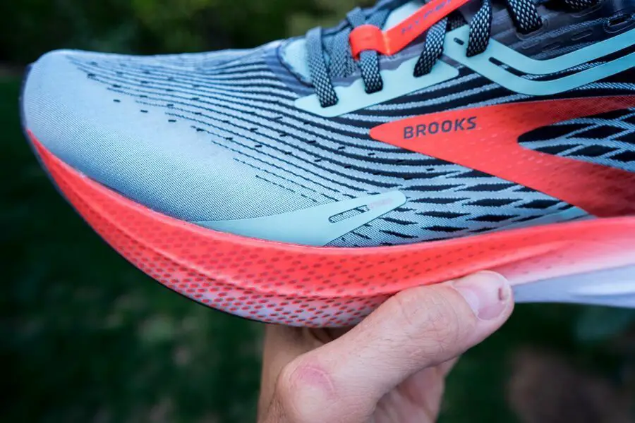 Brooks Hyperion Max - Estructura lateral