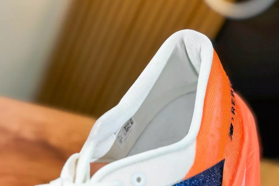 New Balance Rebel v4 - Collar