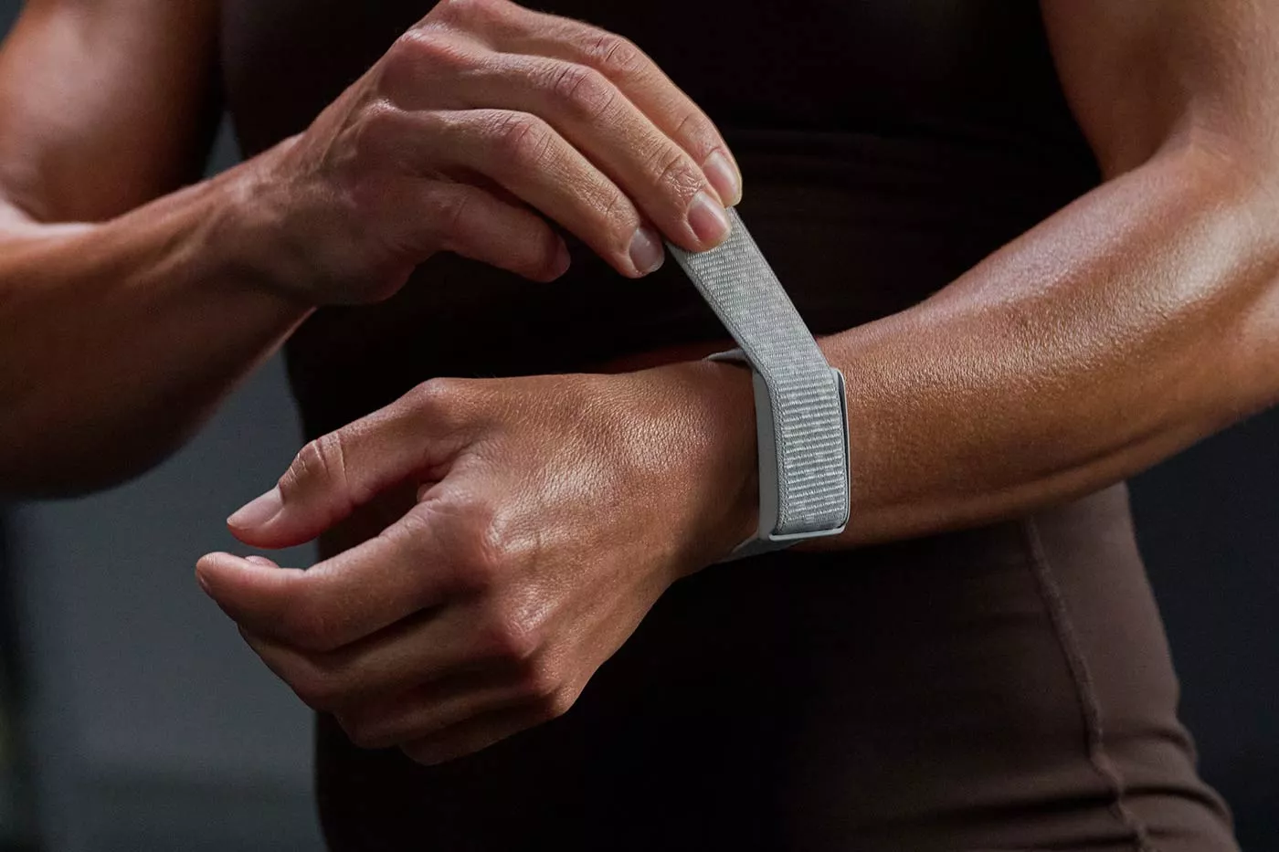 Smart Straps का नया Craze: Screen नहीं, Health Insights हाँ!