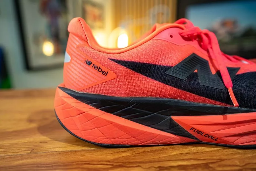 New Balance Rebel v5