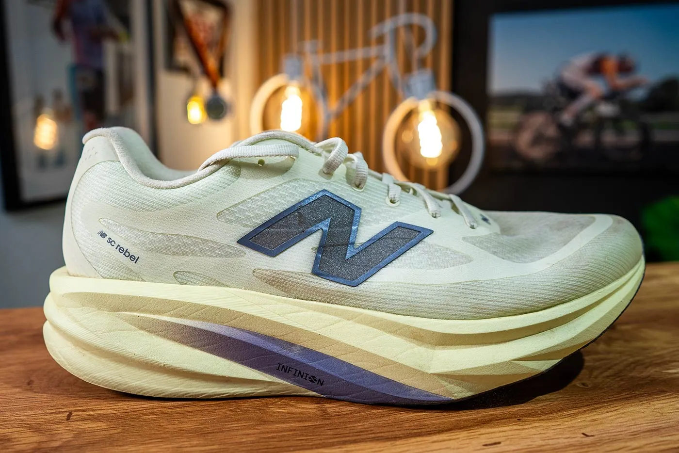 Review New Balance Supercomp Rebel v1